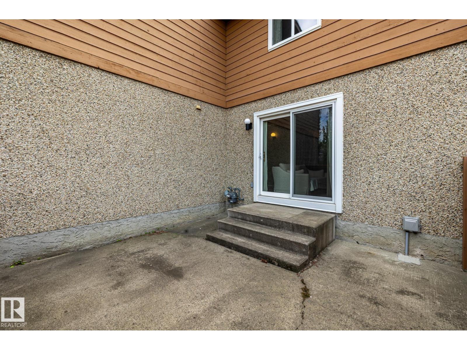 #20 3812 20 AV NW - 31