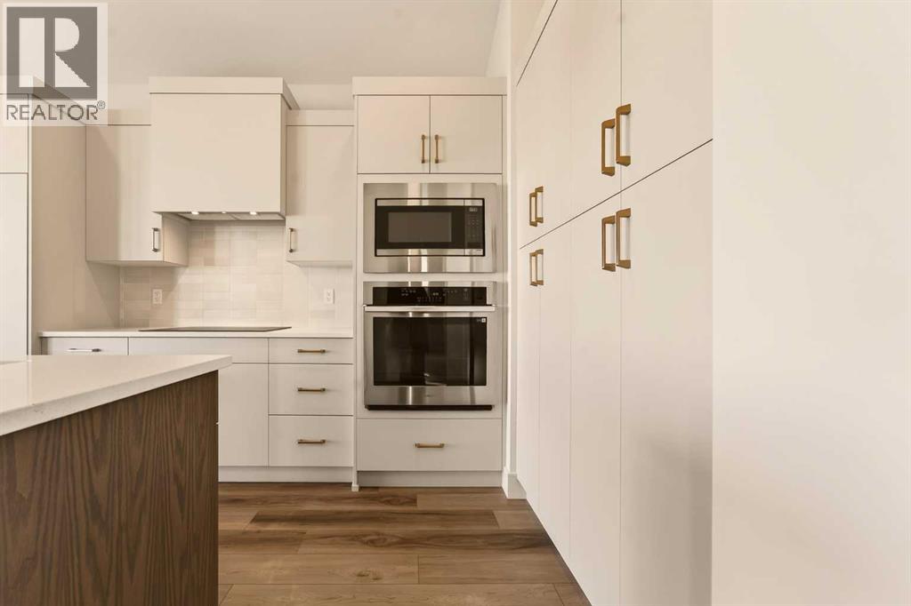 3121 44 Street S - 7