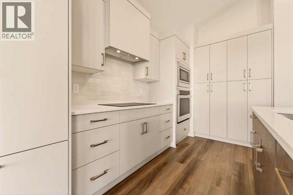 3121 44 Street S - 6