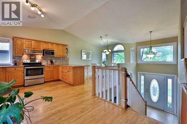 135 Riverbrook Close W - 7
