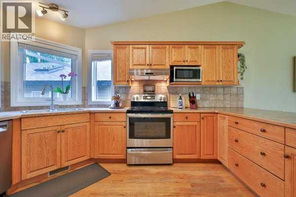 135 Riverbrook Close W - 9