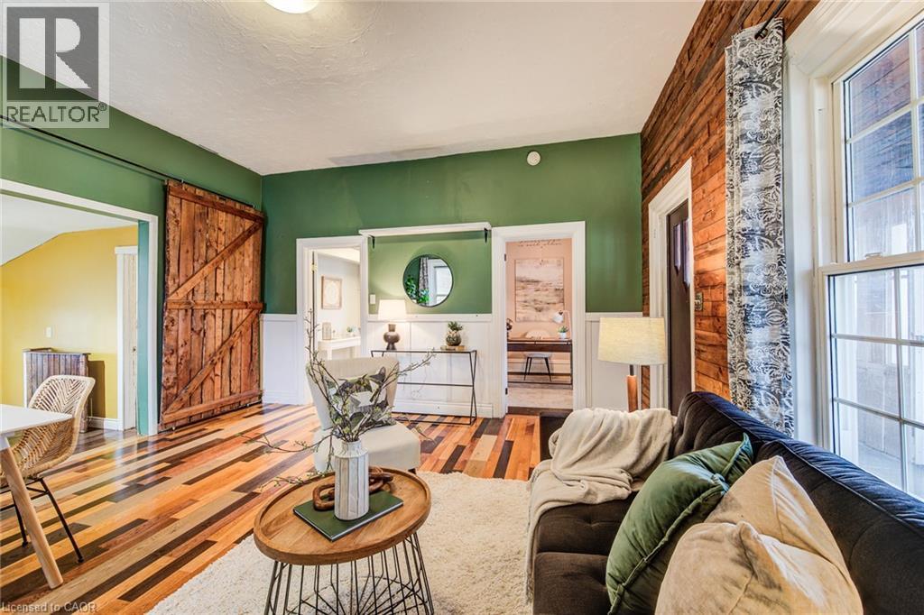 186 NORWICH Avenue - 29