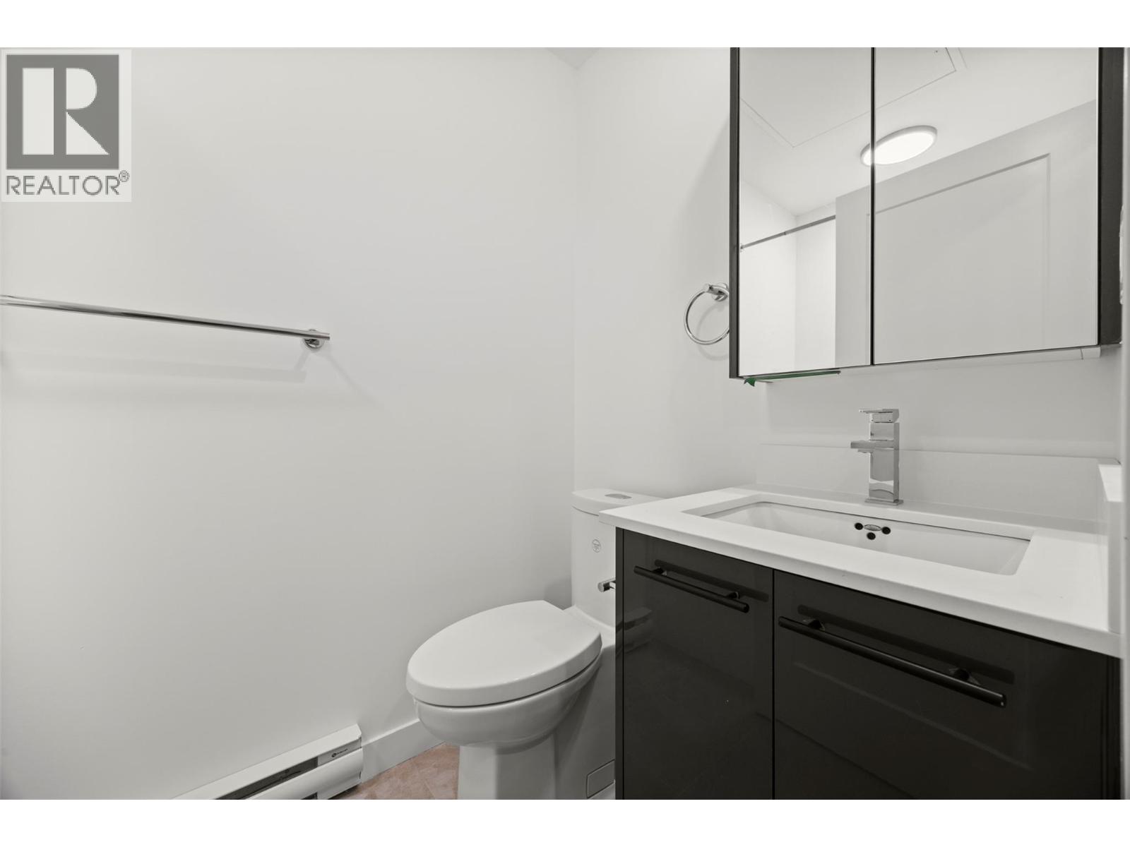 #212 1380 Pridham Avenue - Image 11
