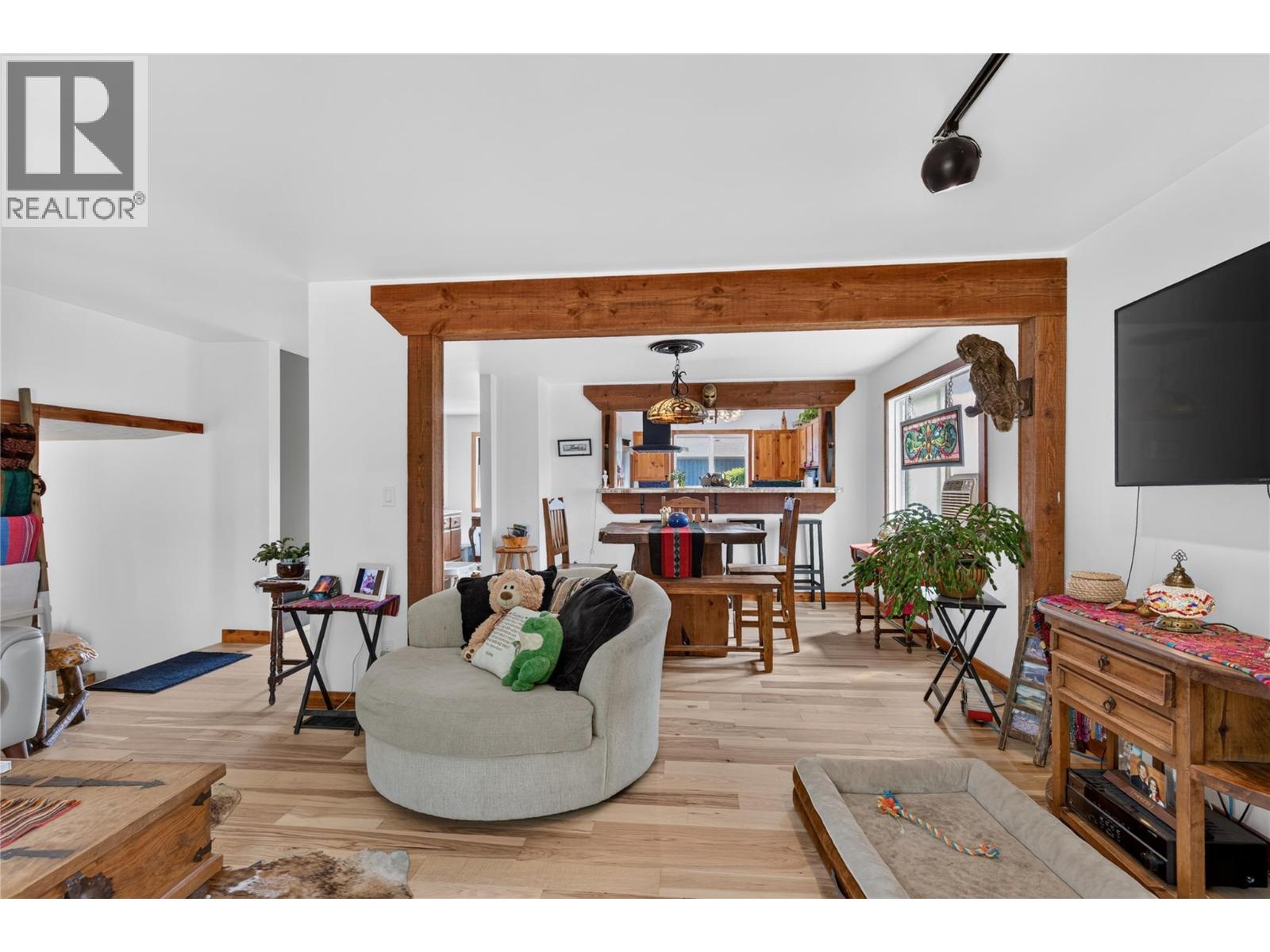 6415 Glendora Way - Image 17