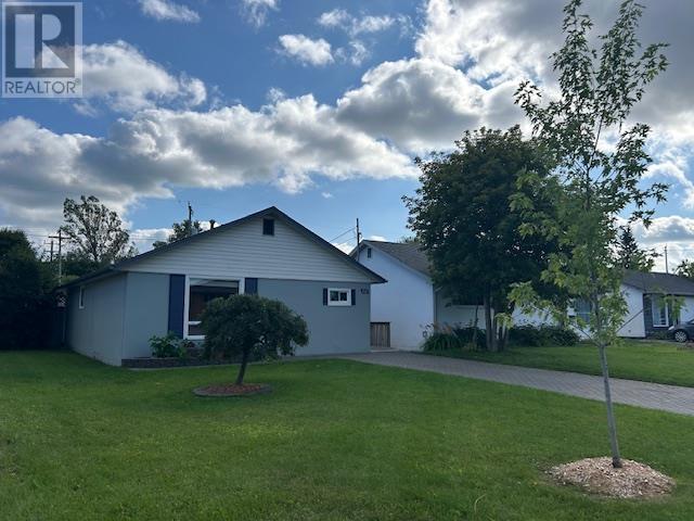 208 Gordon ST - 2
