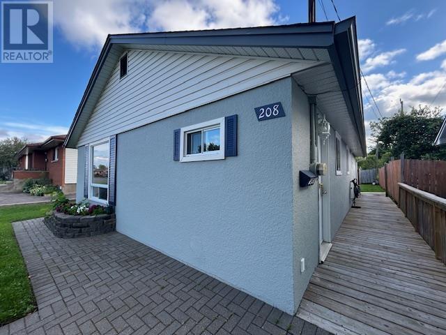 208 Gordon ST - Image 3