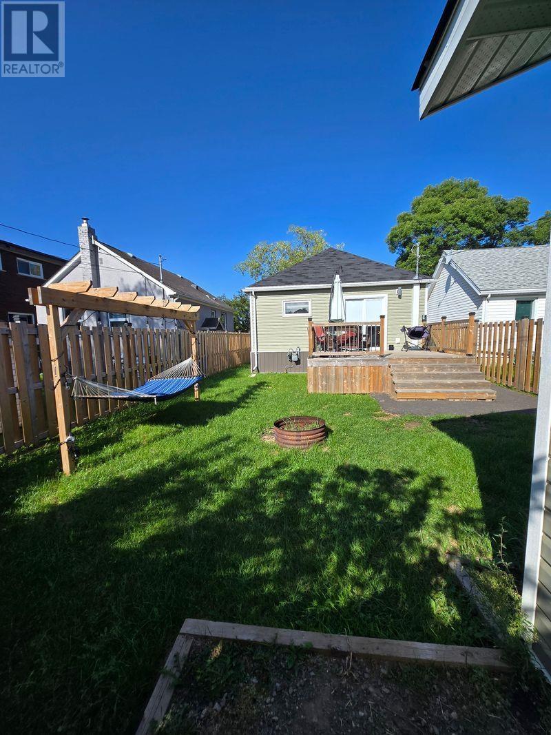 734 Franklin ST S - 7