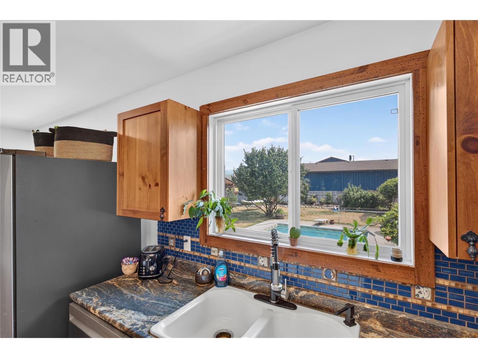 6415 Glendora Way - 41