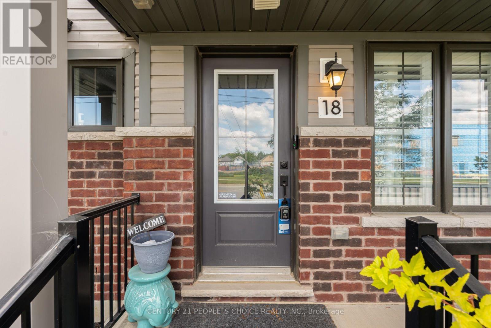 18 JEROME WAY - 4