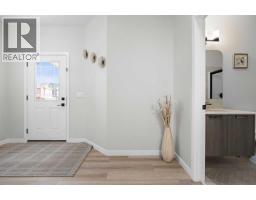 1429 Chinook Gate Glen SW - photo 3