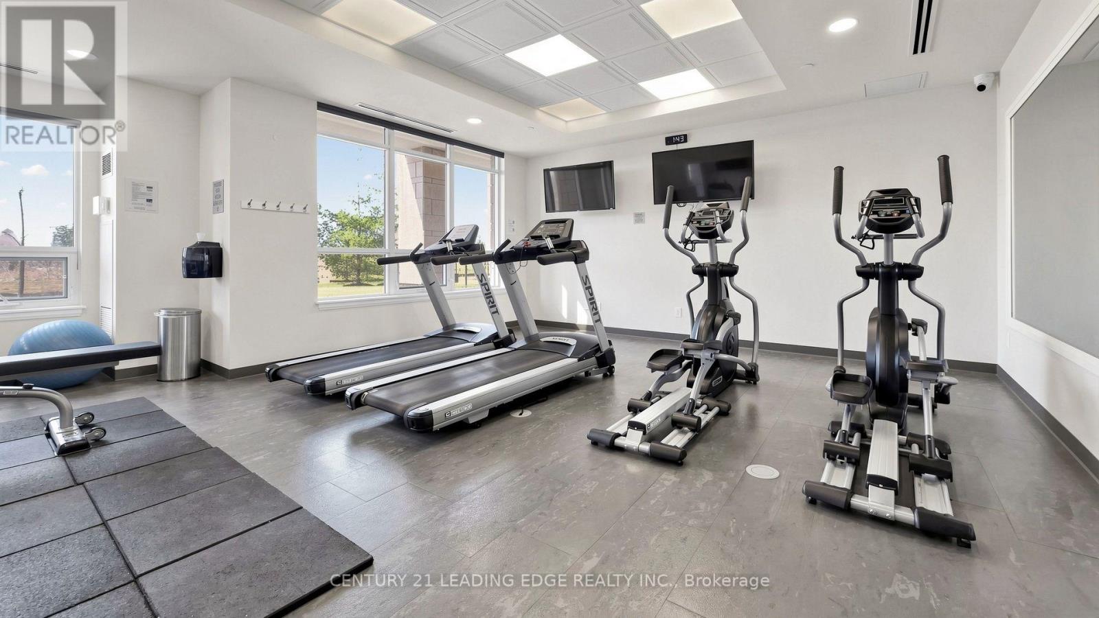 #417 25 BAKER HILL BOULEVARD - Image 32
