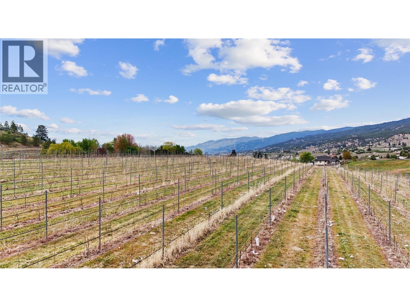 1170 CORBISHLEY Avenue, Penticton