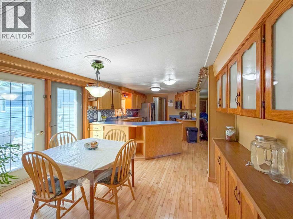 20427 Highway 2 - Image 15
