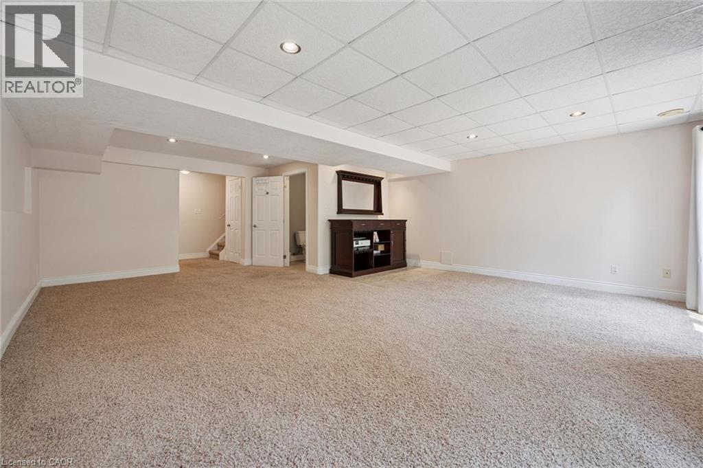 575 VIOLET Street - 31
