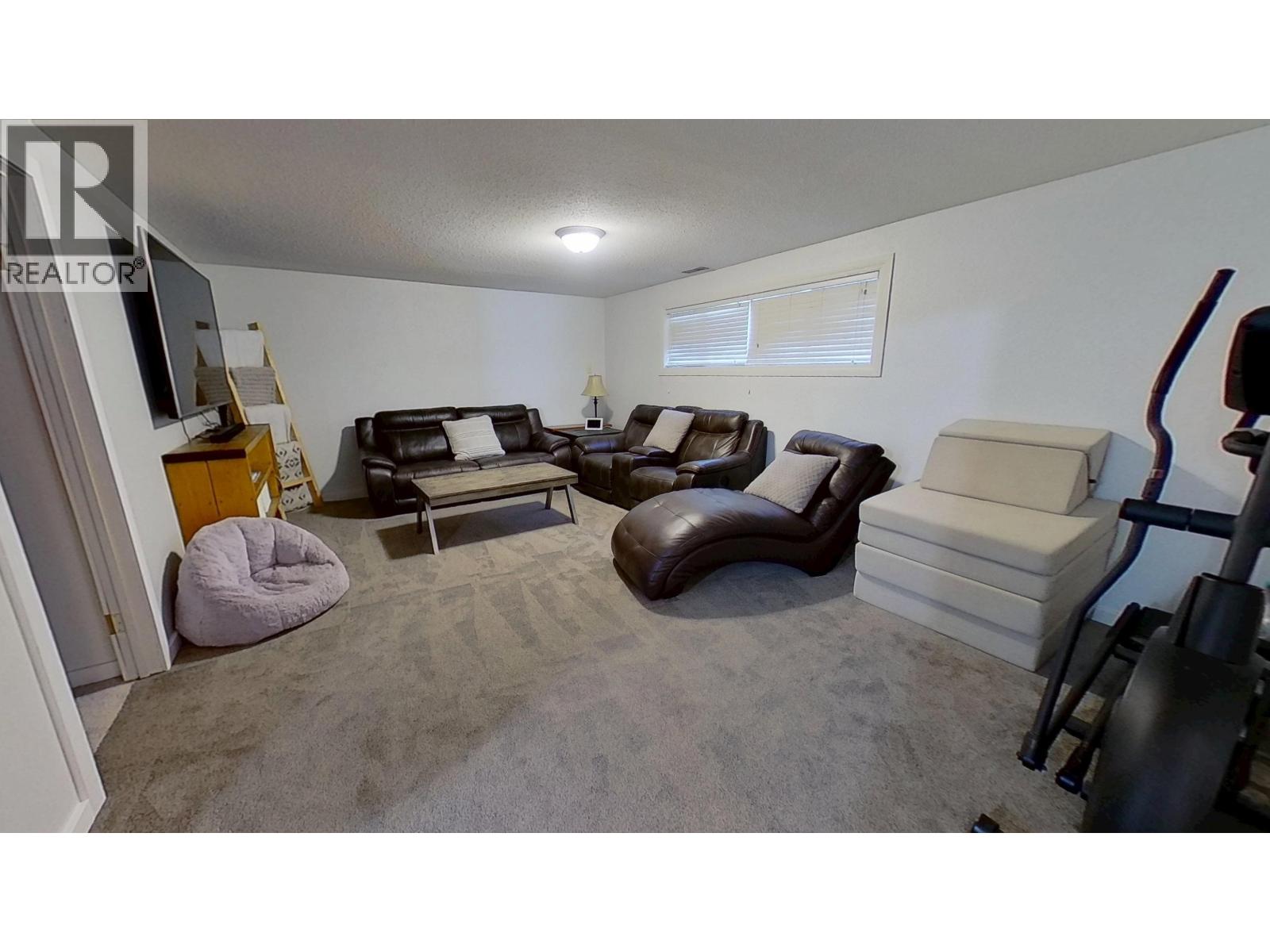 9203 88 STREET - 25