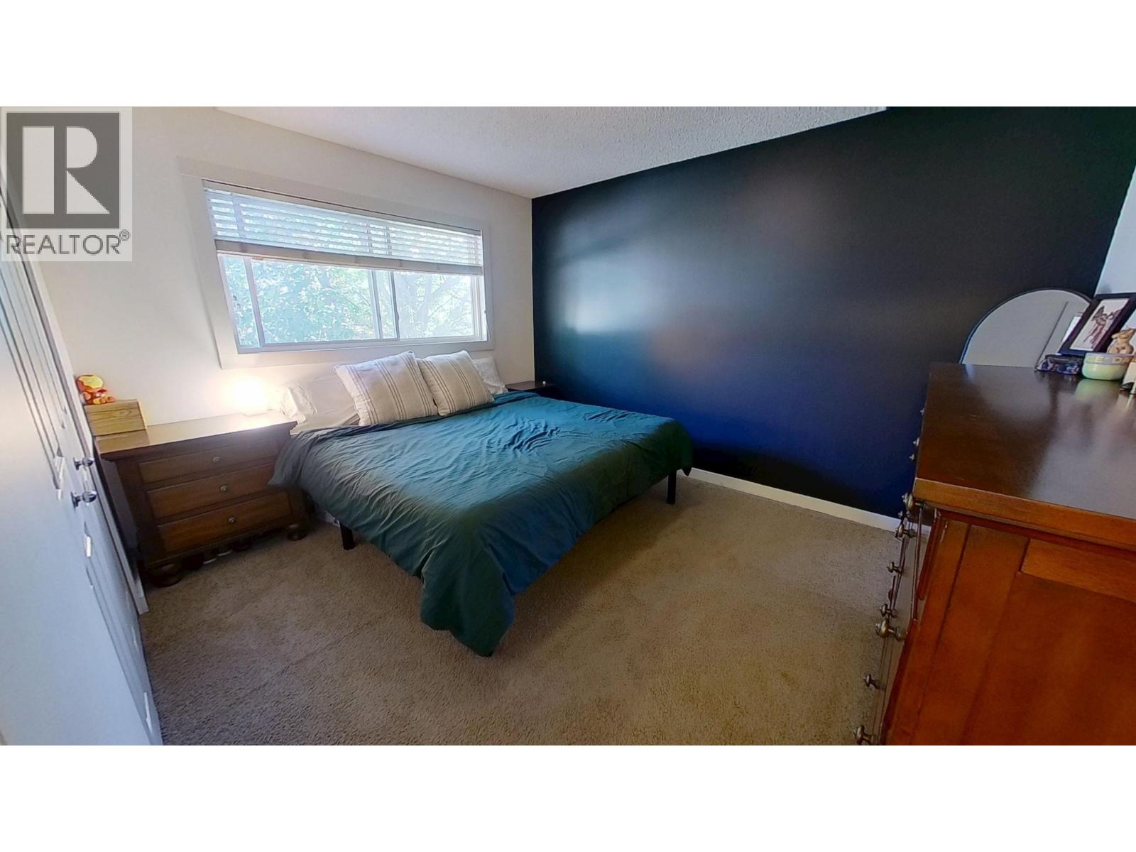 9203 88 STREET - 17