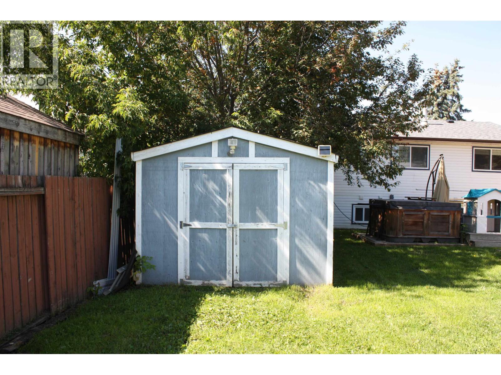 9203 88 STREET - 39