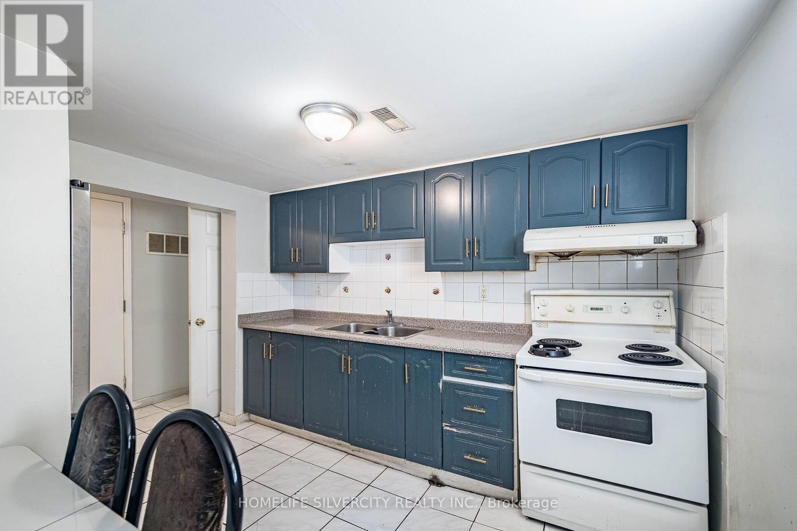 3669 CORLISS CRESCENT - Image 35