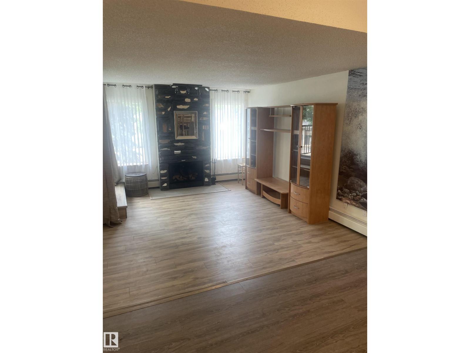 #208 9810 178 ST NW - 1