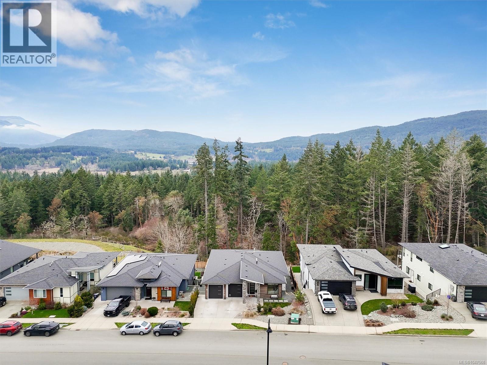 6245 Highwood Dr - 6