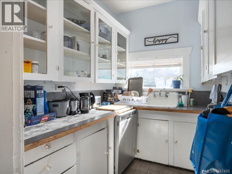 85 Robarts St - 13