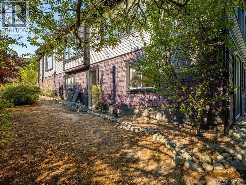 85 Robarts St - Image 46