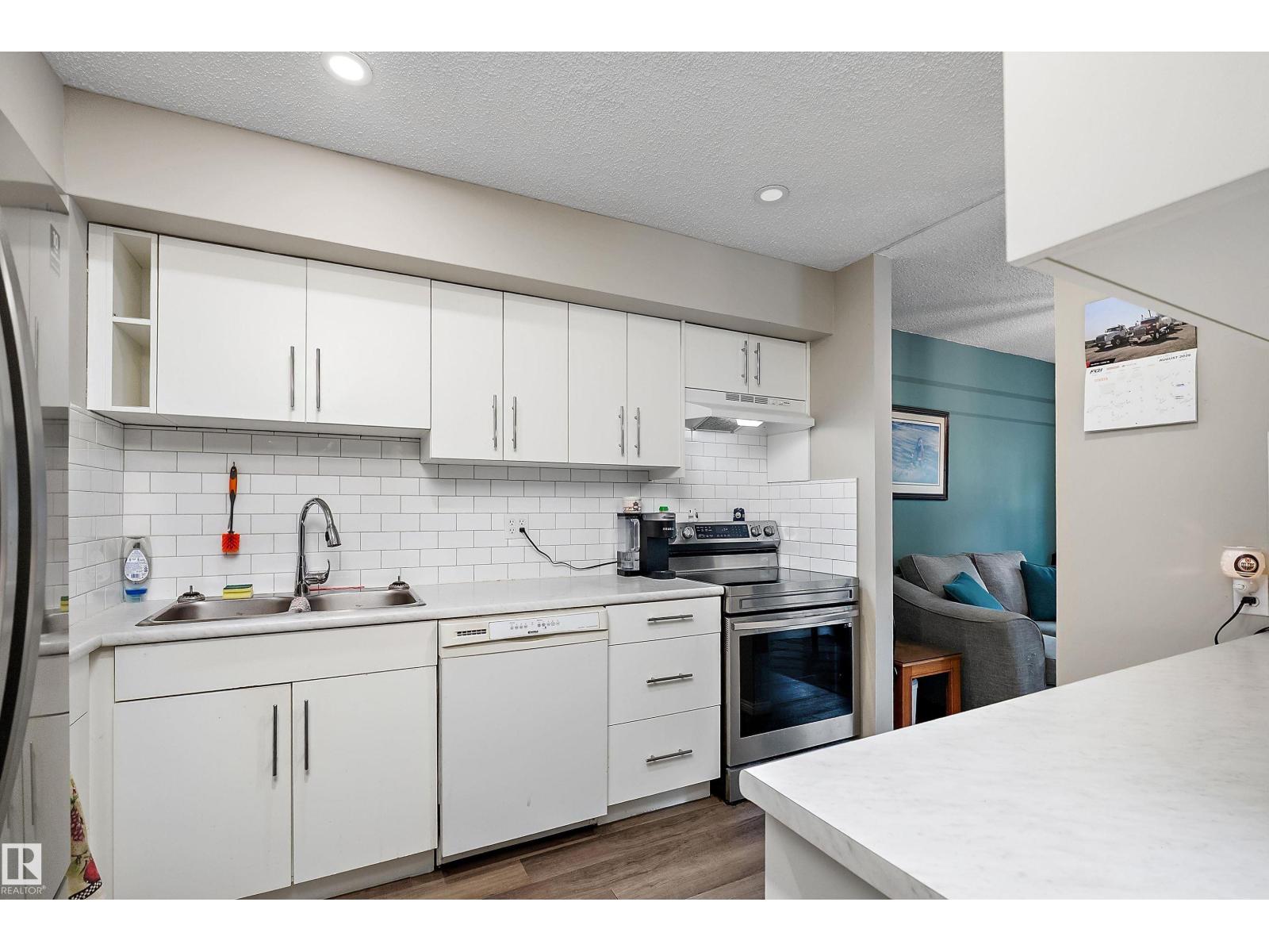 3912 134 AV NW - 13