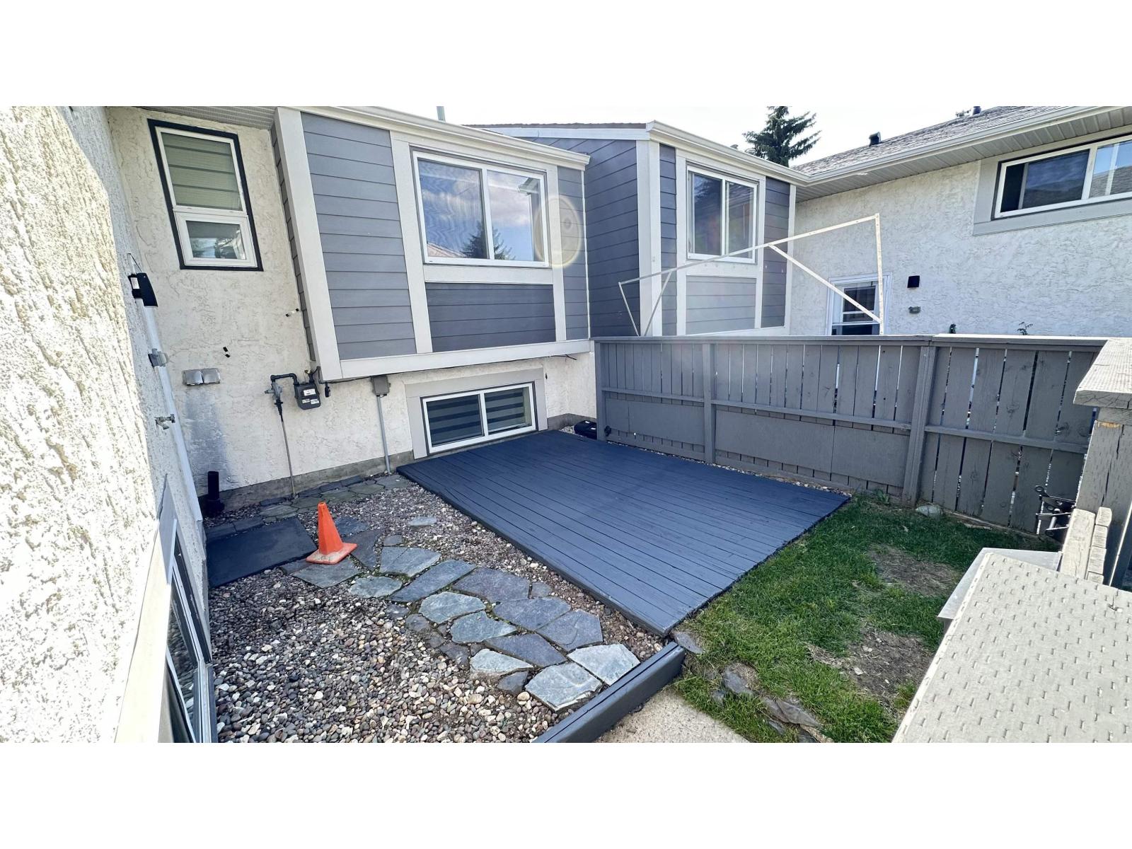 633 WILLOW CT NW - 5