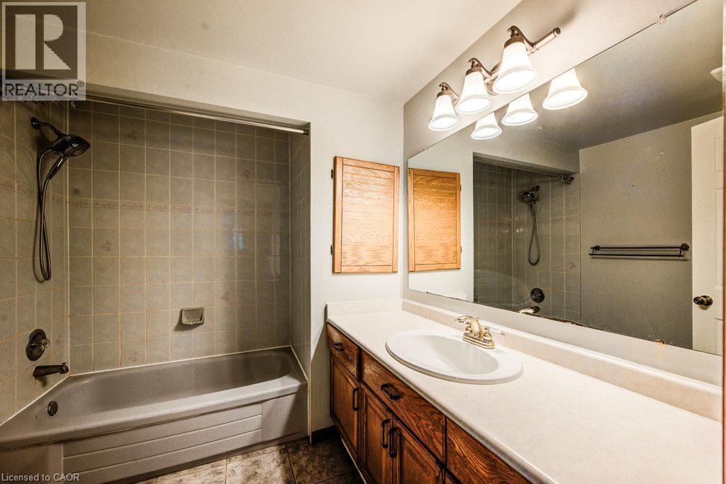 3 CORA Drive - Image 23