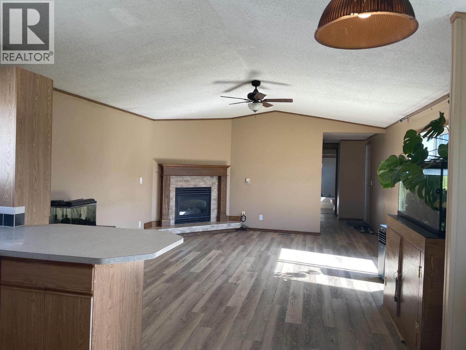 5509 42 STREET - 8