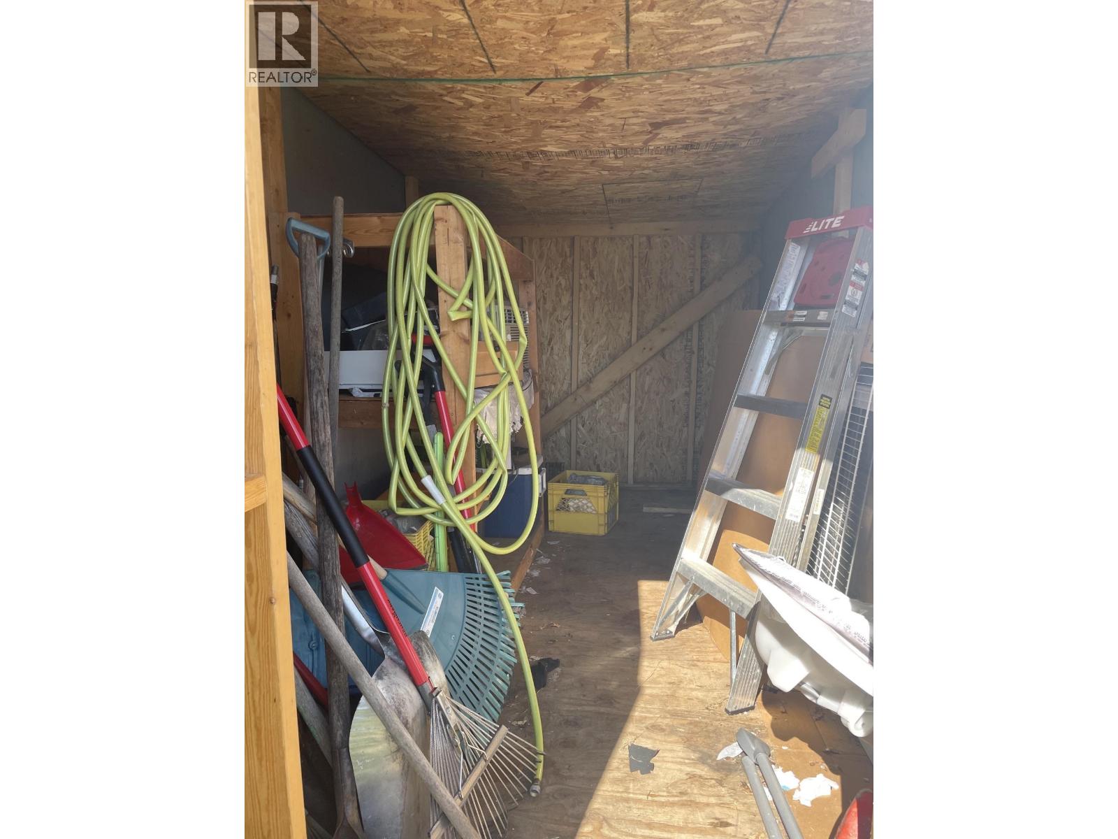 5509 42 STREET - 22