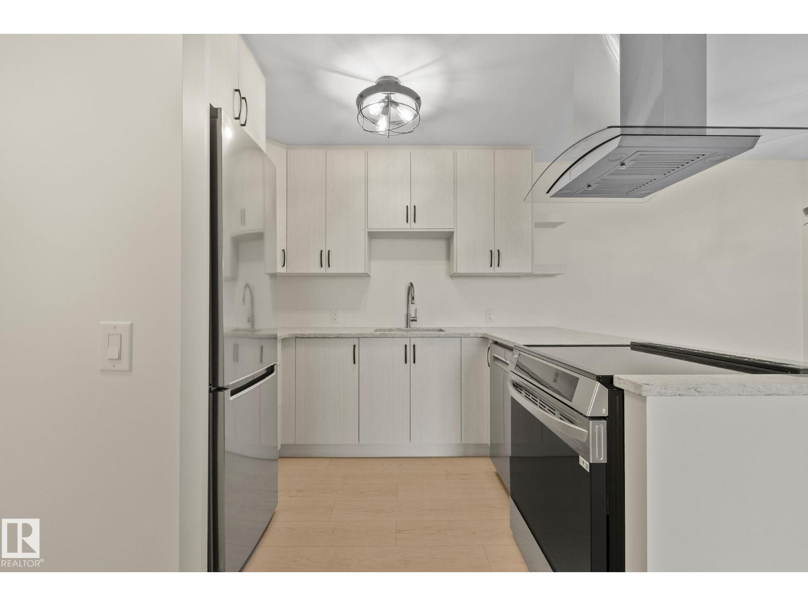 #1408 10125 109 ST NW - Image 20
