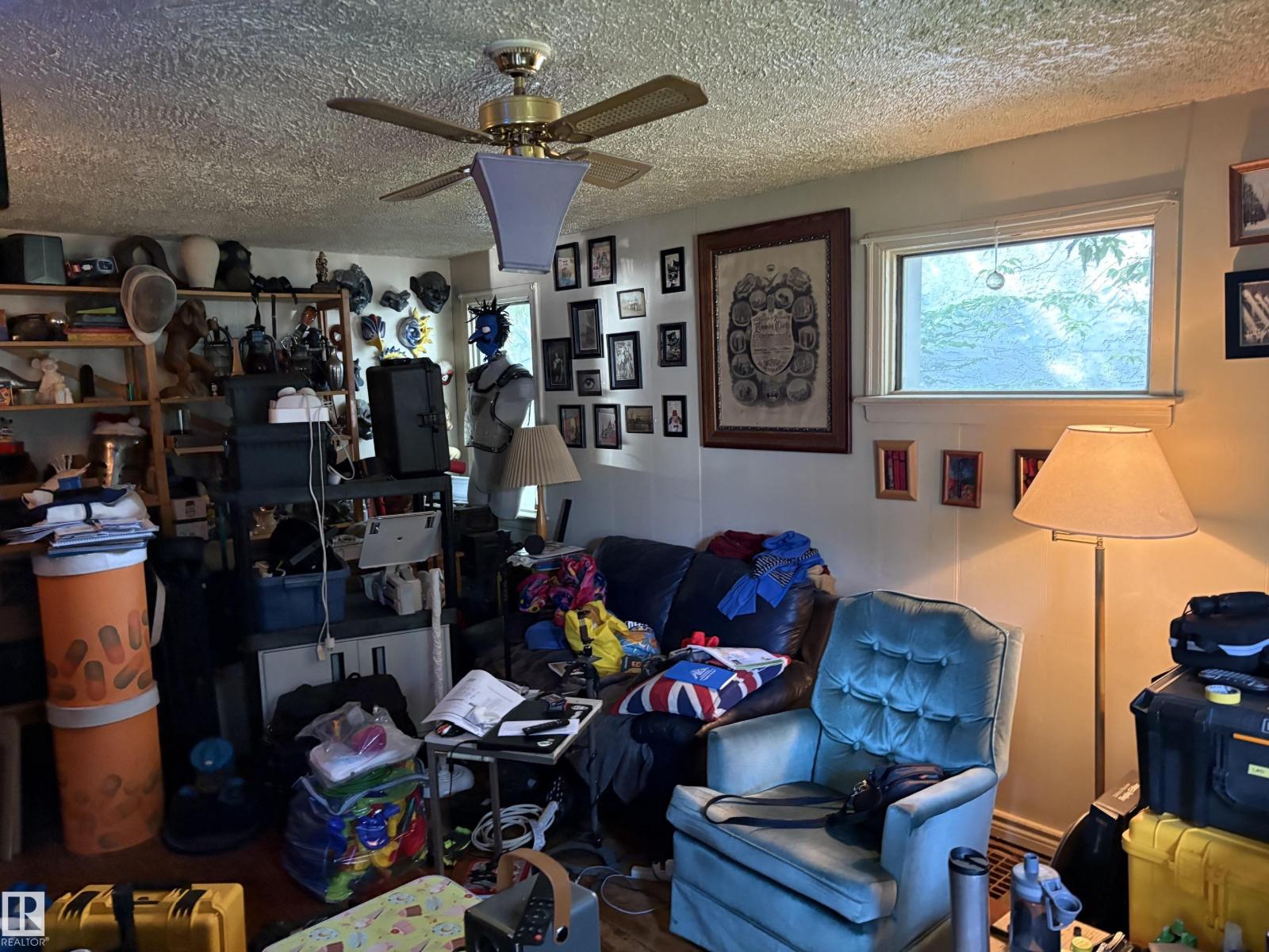 12044 64 ST NW - 3