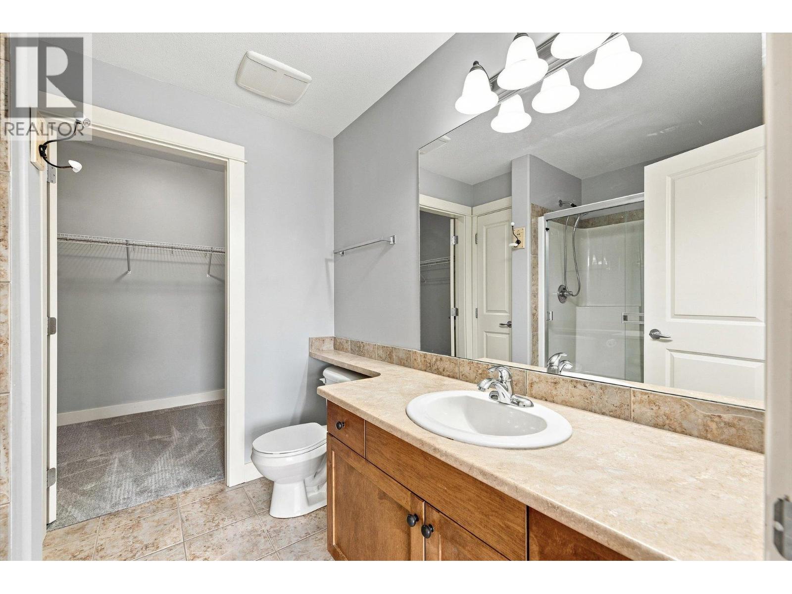 2551 Shoreline Drive Unit# 318, Lake Country