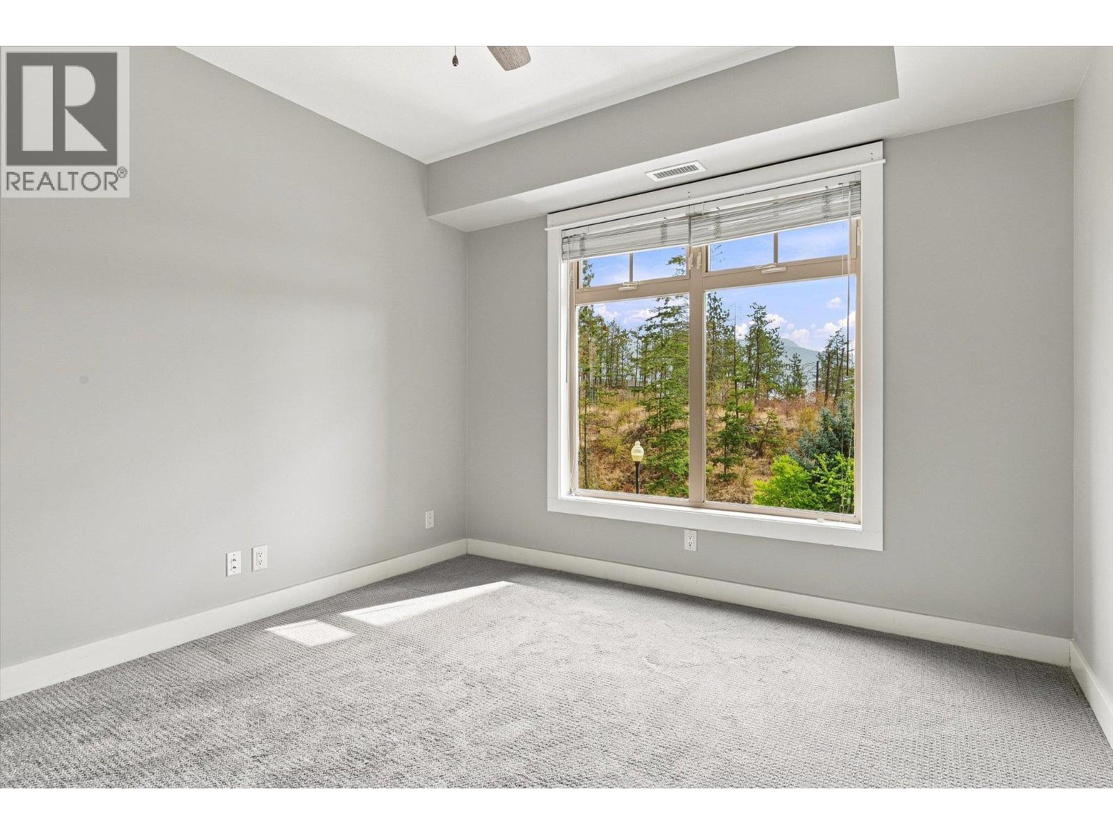 2551 Shoreline Drive Unit# 318, Lake Country