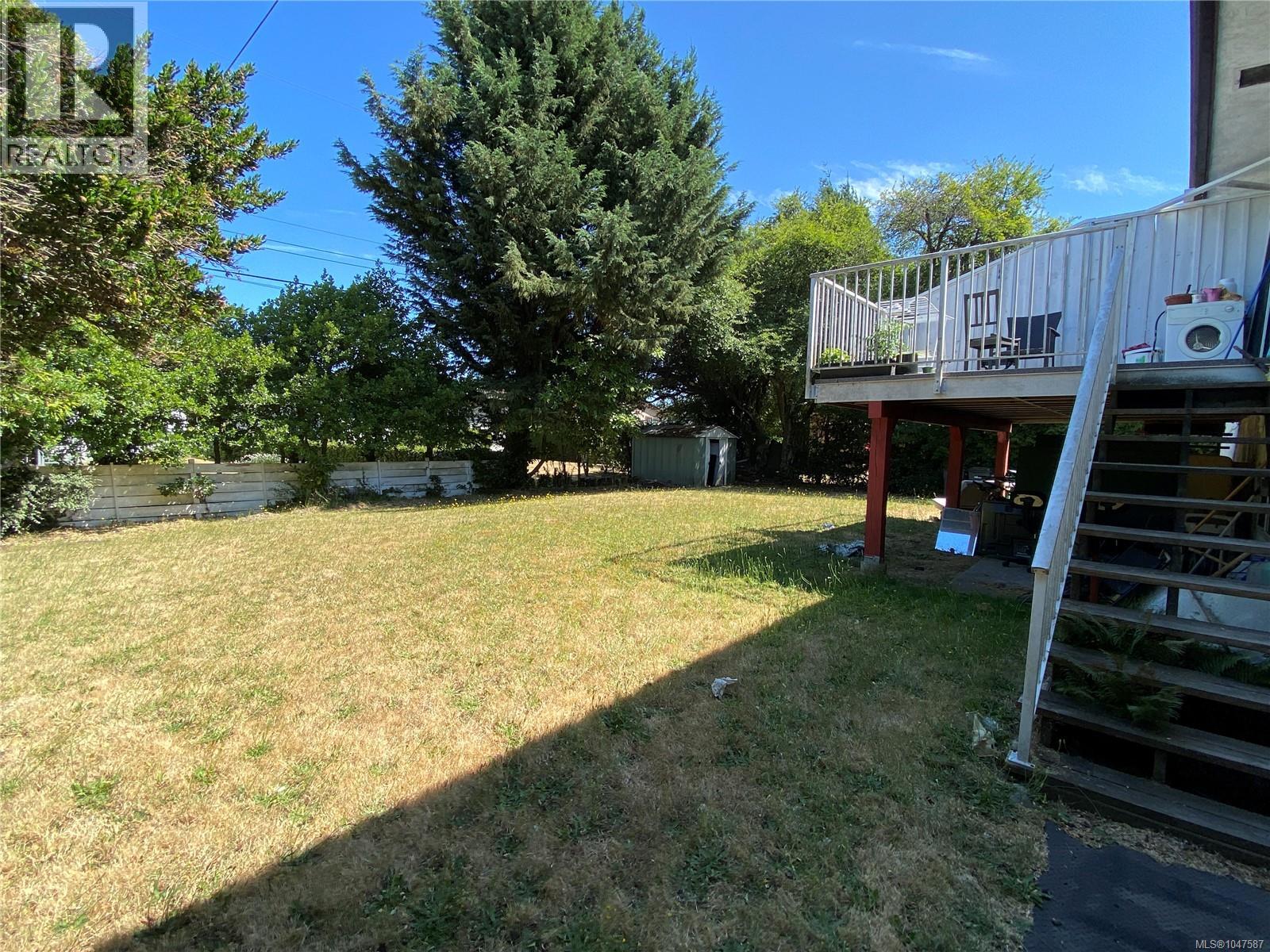 3995 Shelbourne Street, Saanich