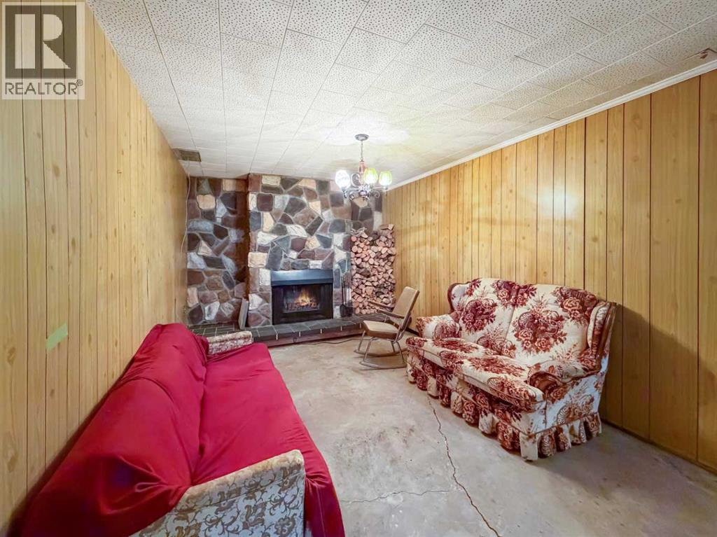 3 2 Avenue SW - 15