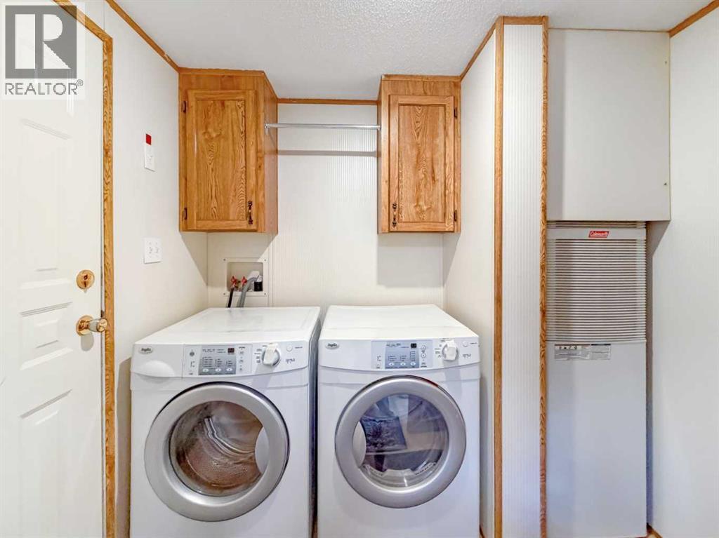 416 1 Street SW - 15
