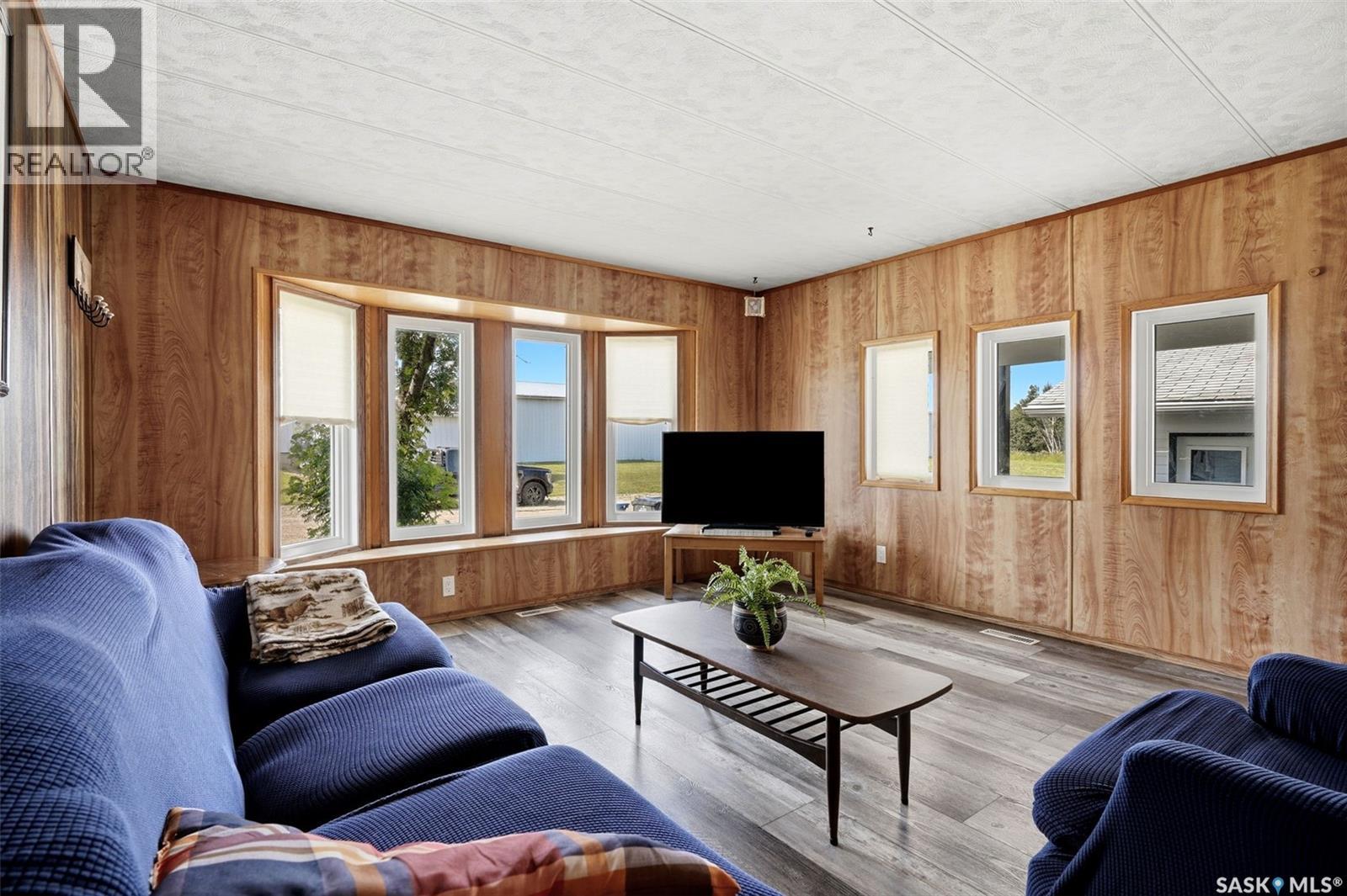 226 1st AVENUE SW - Image 5