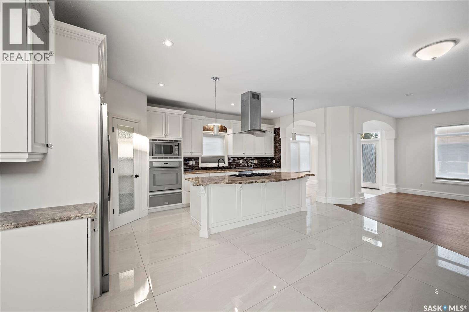 4622 Malcolm DRIVE - Image 10