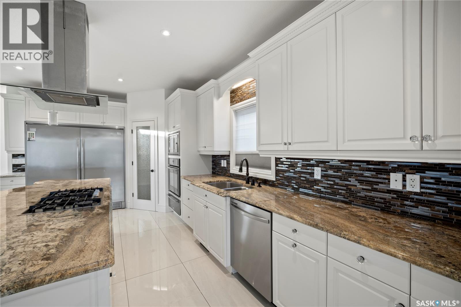 4622 Malcolm DRIVE - Image 13