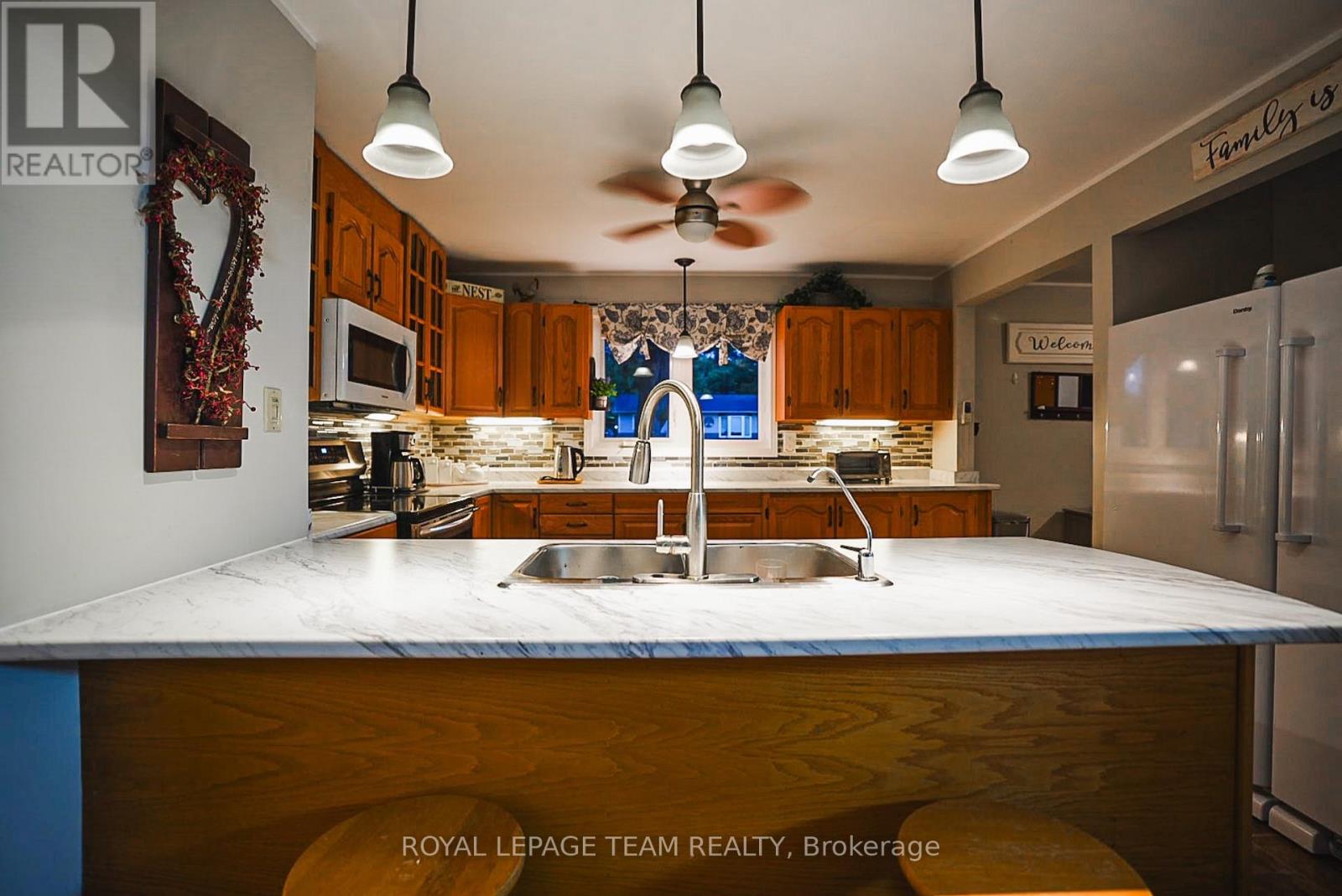 76 LAKE STREET - Image 17