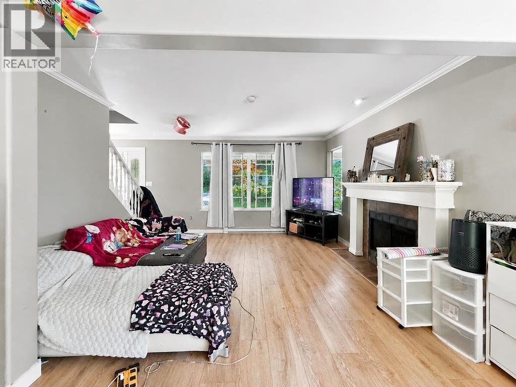 1304 KEARTON ROAD, Gibsons