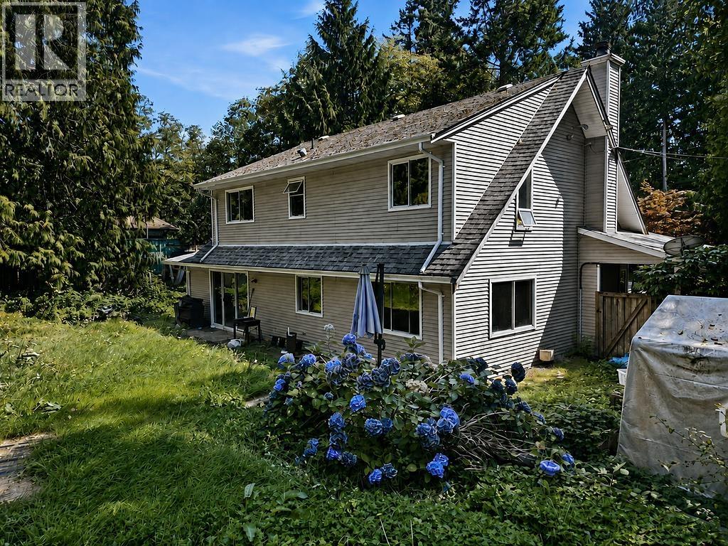 1304 KEARTON ROAD, Gibsons