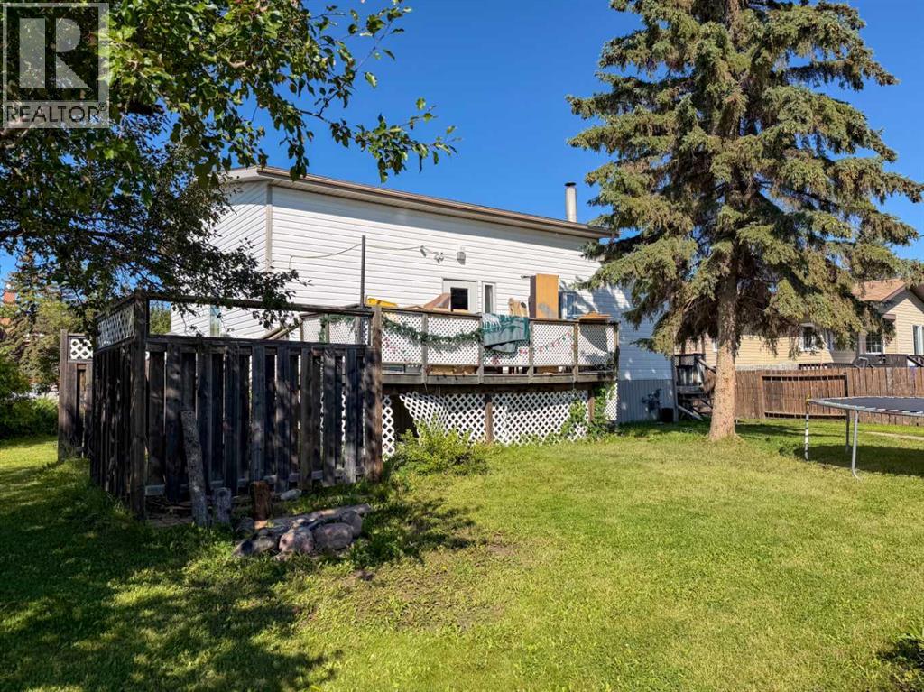 126 3 Street SE - Image 15