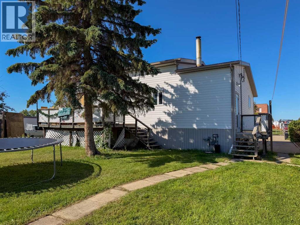 126 3 Street SE - Image 16