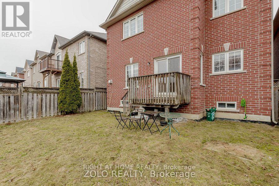 30 TATRA CRESCENT - 29