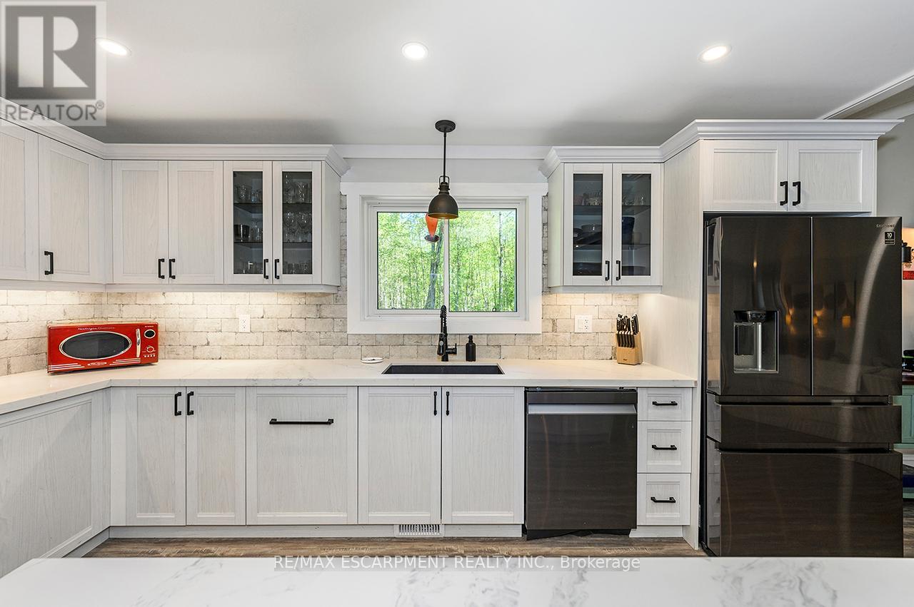 1068 XAVIER STREET - Image 10