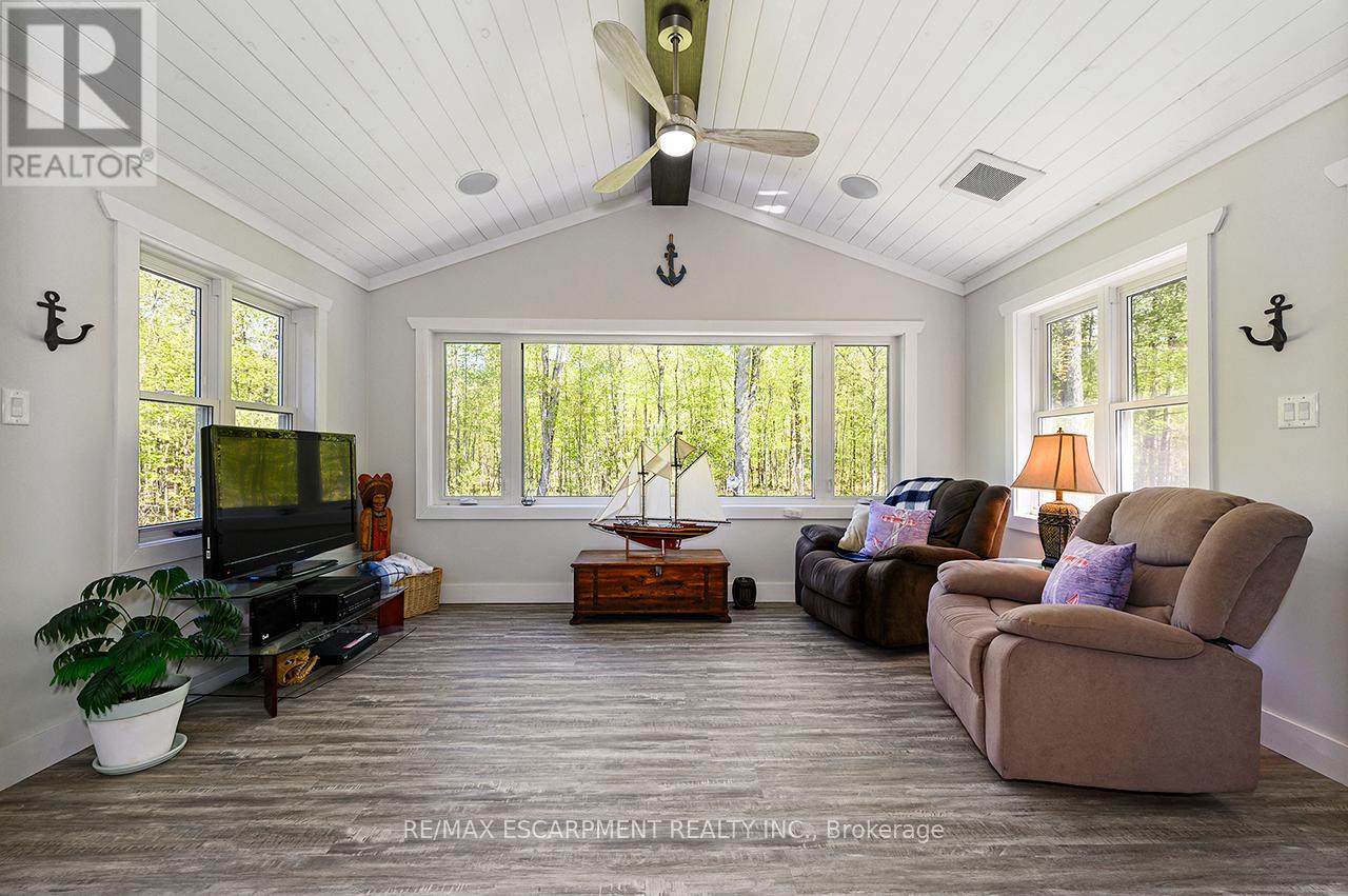 1068 XAVIER STREET - Image 17