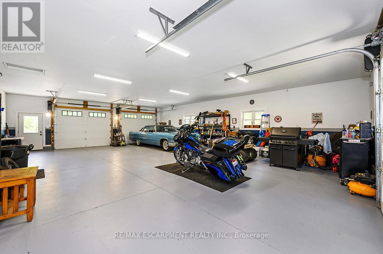 1068 XAVIER STREET - Image 39